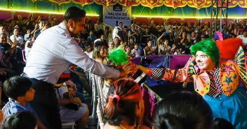 NOISVALA's tweet image. “La niñez es prioridad”  @Adolfo_Cerqueda  Arrancan festejos del Día del #niño en #Neza con circo, juegos mecánicos gratis, rifas y actividades familiares en distintos puntos del municipio 🔗 reflexion24informativo.com.mx/neza-dia-nina-… #reflexion24informativo #DíaDelNiño #niñez #familia #Edoméx