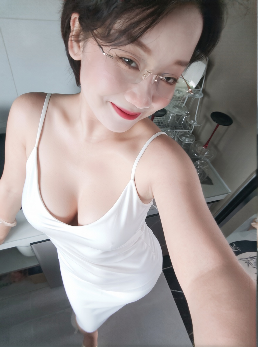 玉芬美女 tweet media