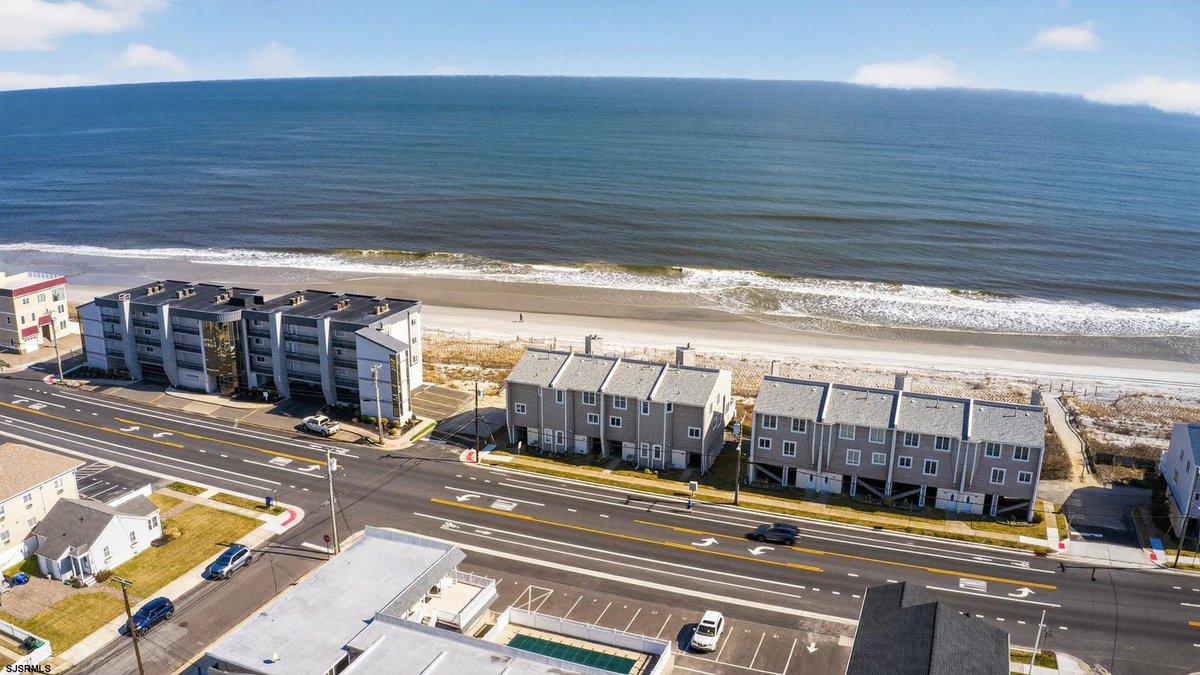 BrigantineNancy's tweet photo. 614 E Brigantine 1
Nancy J. Campione
Realtor® Broker Associate
Weichert
609-517-0009
614 E Brigantine 1
Direct beachfront Sundance townhome end unit offering panoramic ocean views and...
https://t.co/3q9rhVyxiN https://t.co/5I7rP4856z