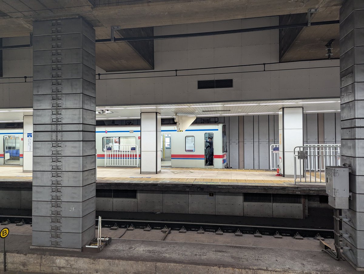 配車メモA11:3448F♪