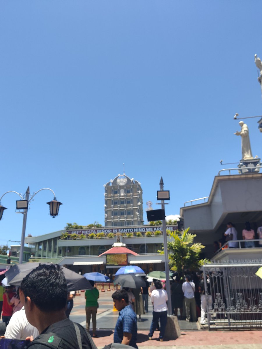Hz tweet media