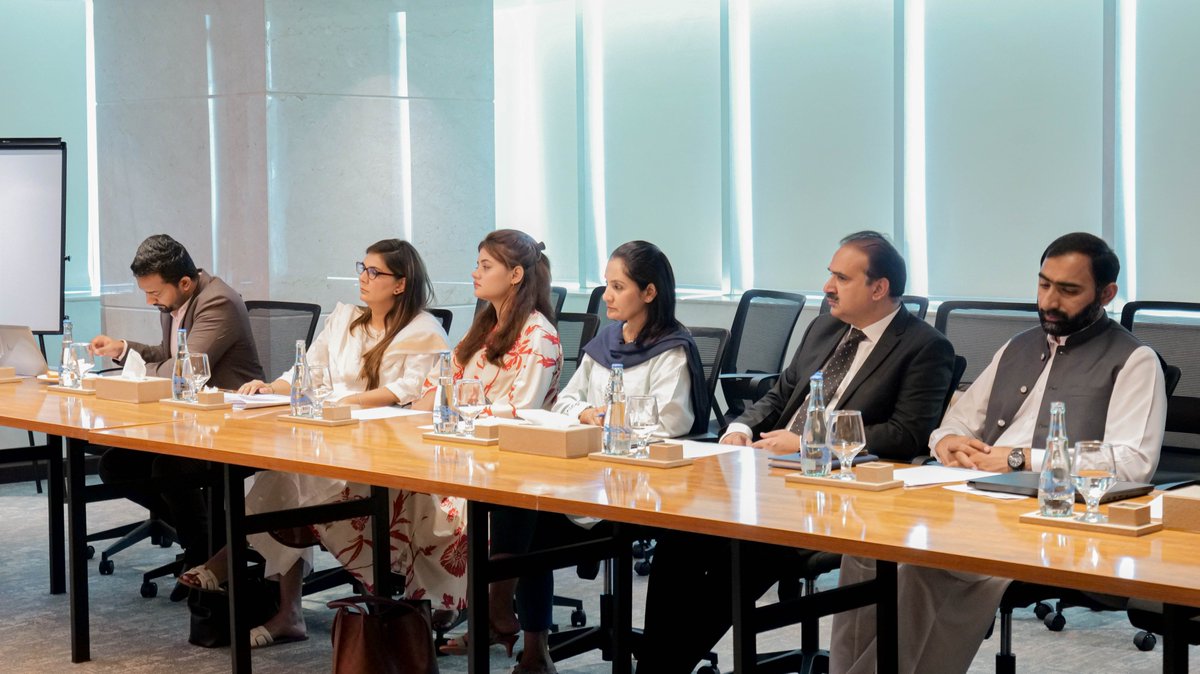 UNDP_Pakistan's tweet image. On #LaborDay, #UNDPinPakistan and @mohrpakistan, under the @EUPakistan 🇪🇺 funded #HuqooqePakistanII project, reaffirm the importance of their #BusinessAndHumanRights work, particularly in the context of protecting workers’ rights in 🇵🇰.

Preliminary findings from a feasibility