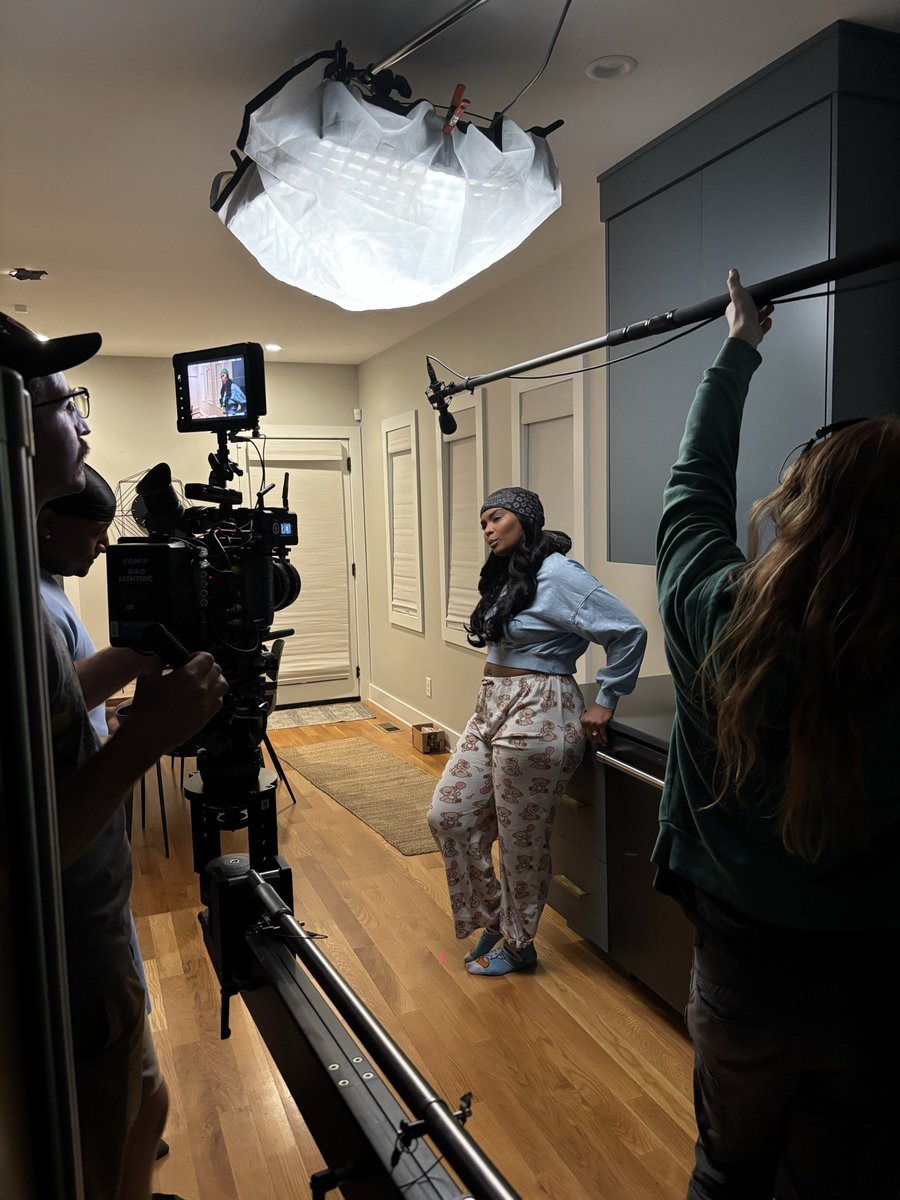 JoelRussellSr's tweet image. Day 4 on the set of “The Jealous Wife” 🎬🎥 #setlife #film