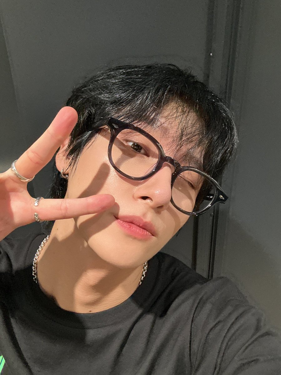changkyunnyang's tweet photo. exact definition of changkyun https://t.co/tmUoeoleff