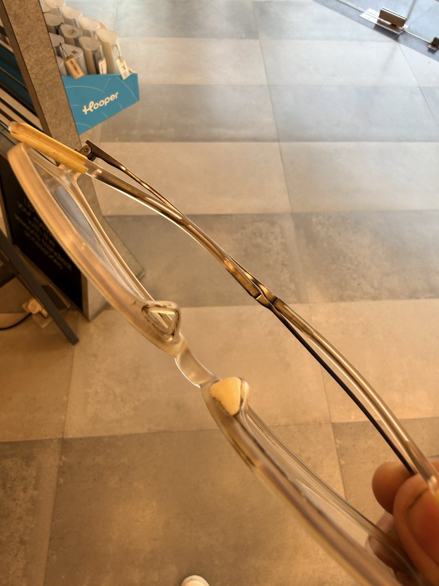 BhasAvesh's tweet photo. Purchased glasses from @Lenskart_com on Dec 9, and within 6 months the nose pads are damaged (looks melted/broken). Store says they don’t have replacement parts. This is disappointing for a premium product. Please assist with a solution or replacement. #Lenskart @peyushbansal https://t.co/0PWNZ9TrgA