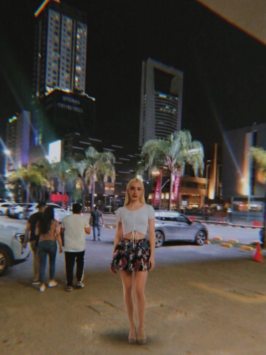 Eli tweet media