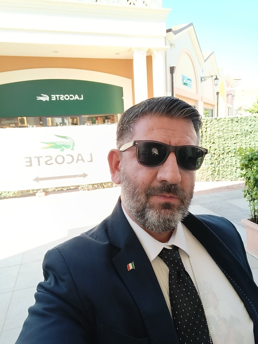 DeianaRoy's tweet photo. #buonprimomaggio https://t.co/oAcdtFFzfQ