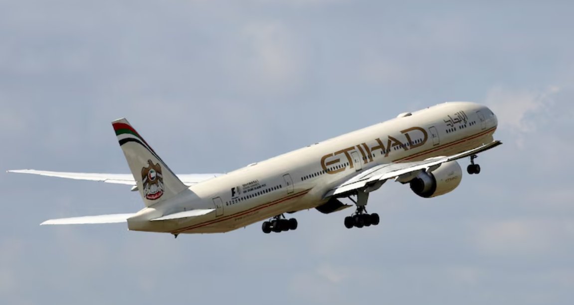 Vishnu1340367's tweet image. Concerning development—Etihad Airways reportedly terminates 15 Pakistani employees, followed by a 48-hour exit notice. Raises serious questions around process and worker rights.
#EtihadAirways #Aviation #WorkersRights #Breaking #News