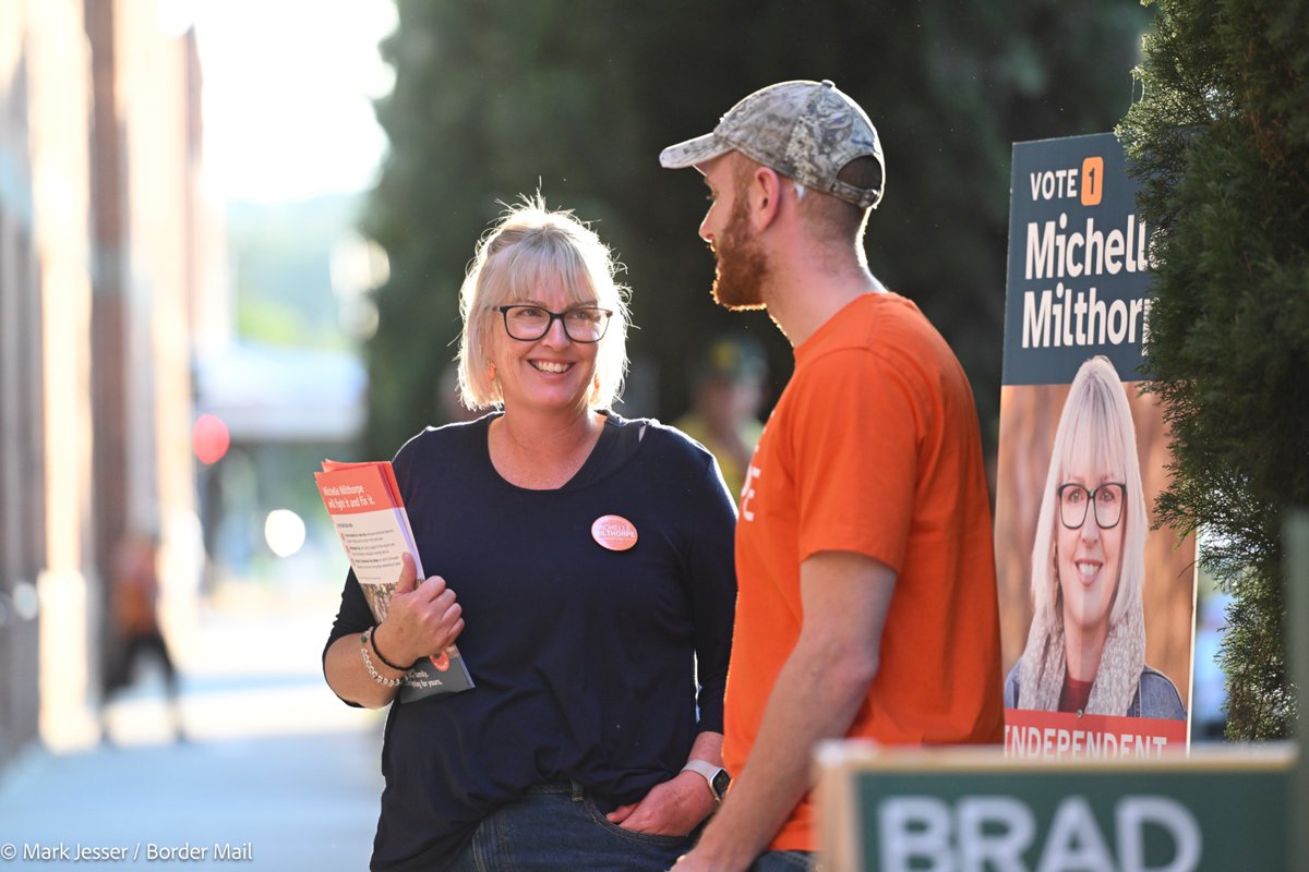 MarkJesser's tweet photo. Early voting for the #Farrer byelection @bordermail https://t.co/VEAHP7wKlK