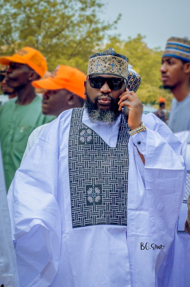 MuhdAMagaji's tweet photo. Barka da Jumma.

May Allah keep blessing us. https://t.co/syXfnLsZJ5