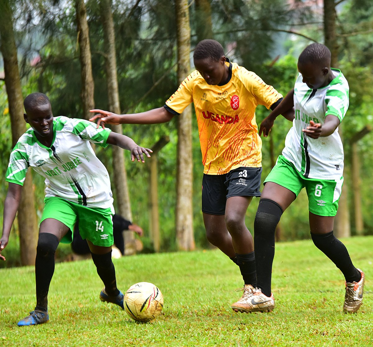 VBugerere's tweet image. #USSSABallGames2026 | #Day2 | #FootballGirls

FT 

Jubilee 2000 SS 0-11 Kawempe Muslim SS

 Shadia Nabirye x3
Tracy Nabalanzi 
Belinda Hope Nabawanuka x2
Meble Adong 
Cynthia Kirenga x3
Kisakye Daniella 
#VoBUpdates | #LivefromMukono 

@USSSAOnline @Educ_SportsUg @Jackshots24