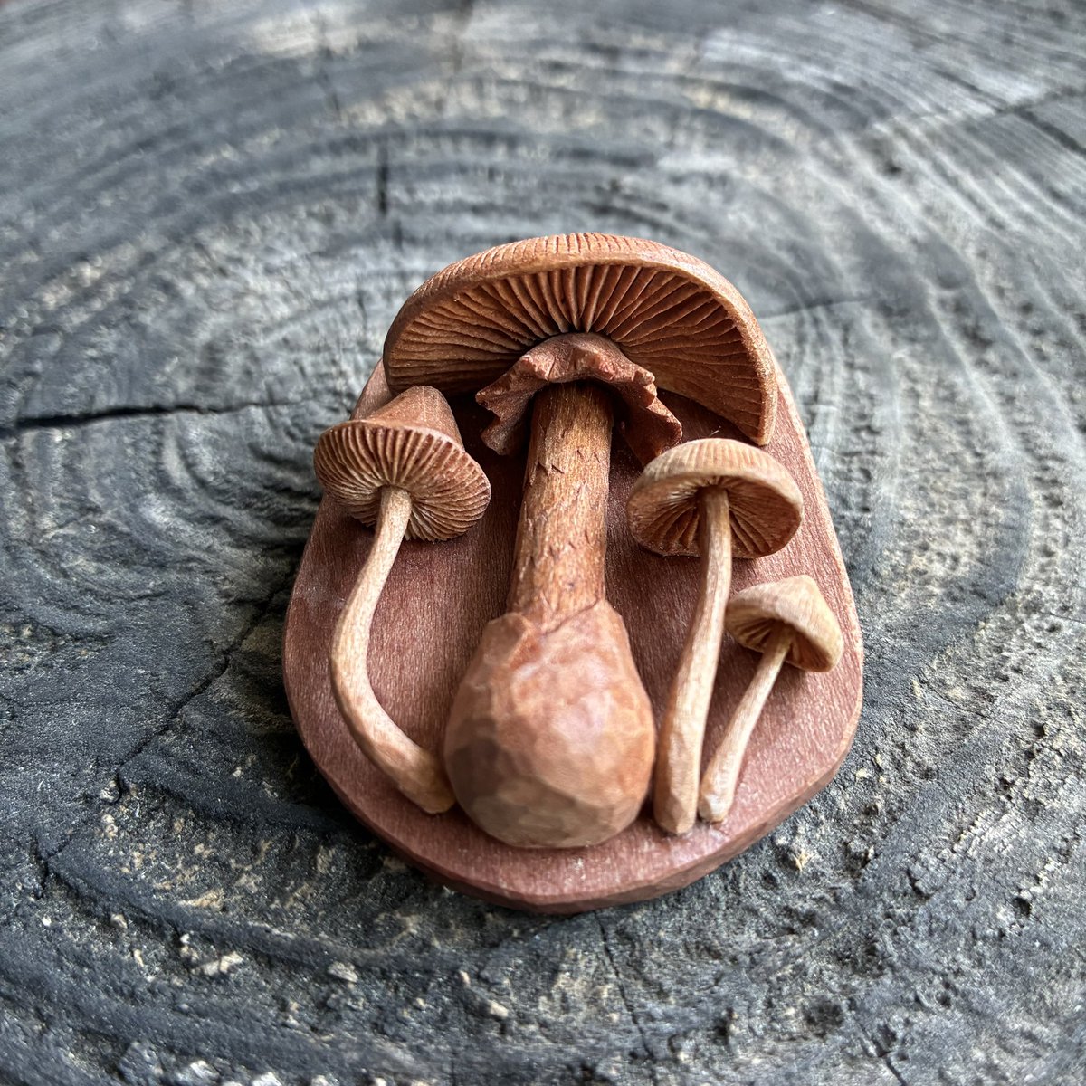 彫刻家 小島秋彦 (woodsculpture akihiko kojima) (@Akihiko201119