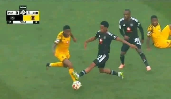 <a href="/BETTERSA_/">Black Afrikaner</a> And you ask yourself why Orlando Pirates players are always bitter in the field of play..