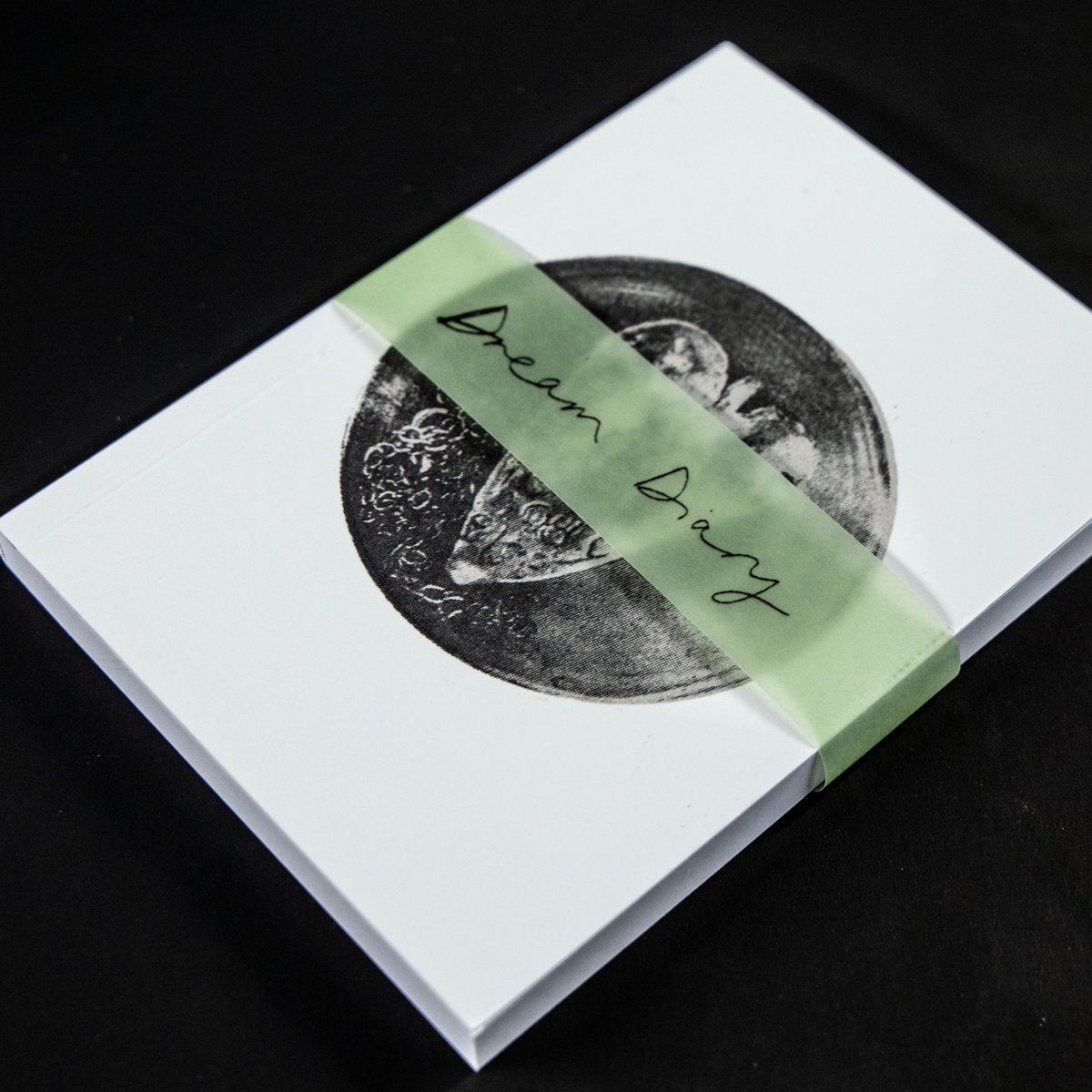 state51's tweet photo. @dinkededition #395 (now sold out)

+ Alternative outer sleeve with bespoke, die cut opening bonus artwork image
+ Dream diary, screen-printed in a state51 Atelier
+ Bonus CD ‘Dreams For Nobody Else’ (bonus tracks, alternative mixes, demos)
+ Transparent vinyl https://t.co/WkR59yVKpx