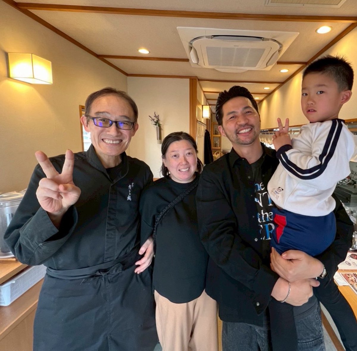 島やんラーメン社長(年間1000杯食べてます) tweet media