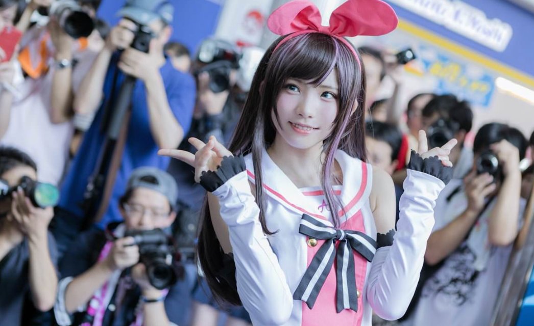 albanelou's tweet image. Day 2 at Comic Con! Cosplayed my favorite anime character, grabbed limited-edition merch, and met fellow fans—pure joy!  #ComicCon #Cosplay #AnimeLovers