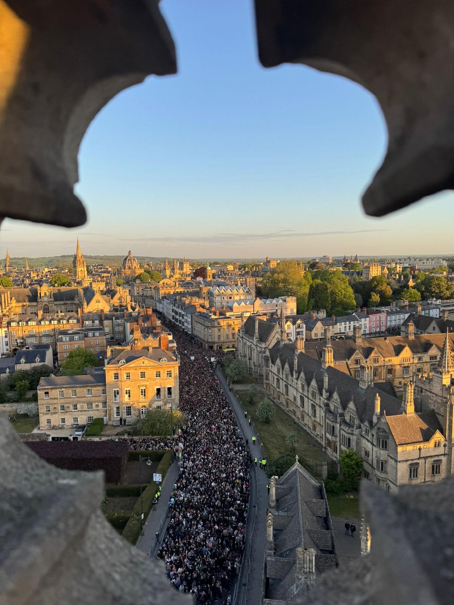 University of Oxford tweet media