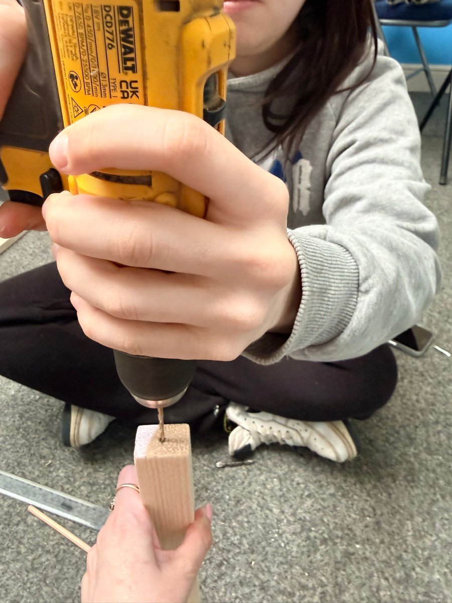 Aceproject1's tweet image. Our Vocational Study Programme learners have been being 'crafty' this week, with projects including a memory box, glass jar painting and paper flowers. 

#studyprogramme #craftandlearning #creativeteens #aceproject
