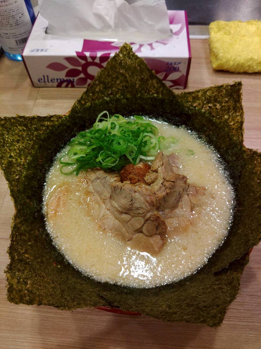 k7kDPYCAWSSPsA6's tweet photo. 「ストーブがすっ飛ぶ！！！」
チケット受付開始しました！
自分の主宰団体なのに出遅れました！
自分で言うのも…
いや、言います。
めっちゃ面白いです。
読み返したら、誤字が…誤字が…あ、ここ直しきれてない……
くそ…
飲みに行ってきます
リセット大事
https://t.co/Z8HyR59BkW https://t.co/l4aRRgjv12