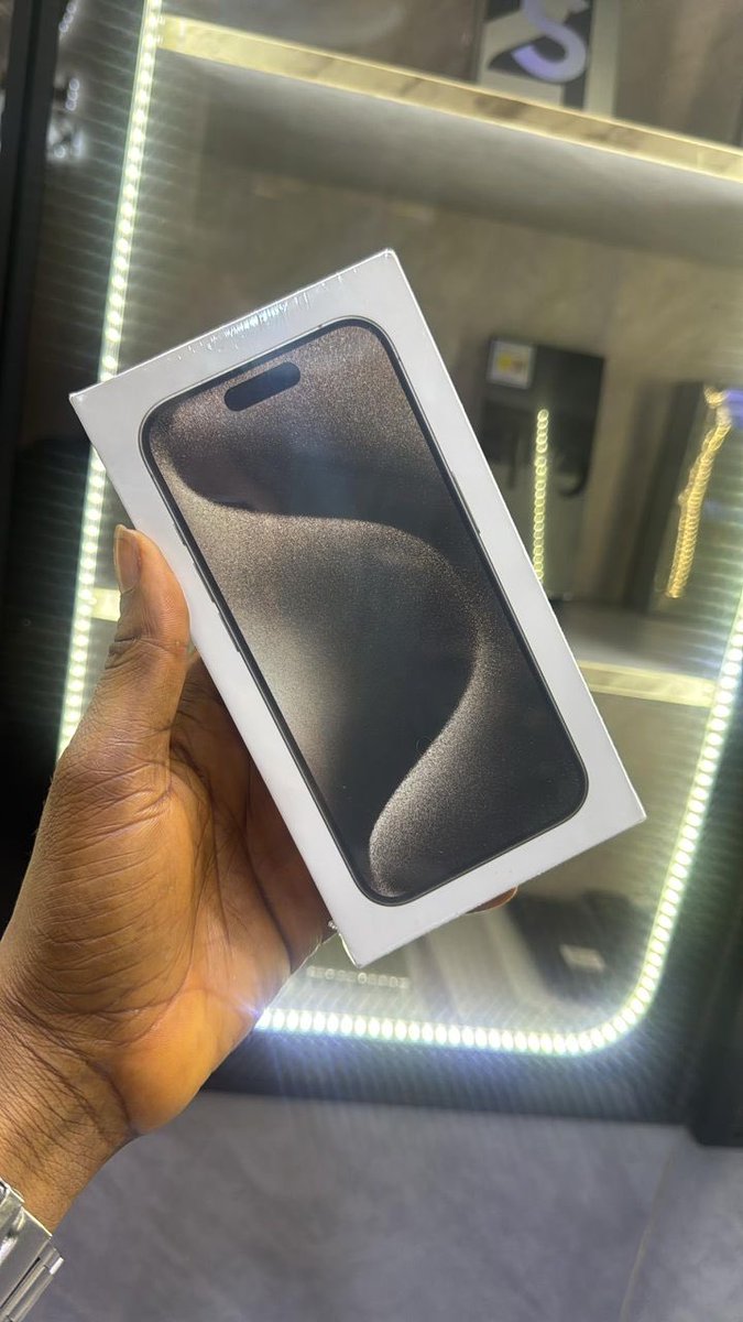 Sunnydaygadgets's tweet photo. Available for just 950k,iPhone 15pro 256GB Contact on WhatsApp +2347026574300 https://t.co/FoPQw72F73