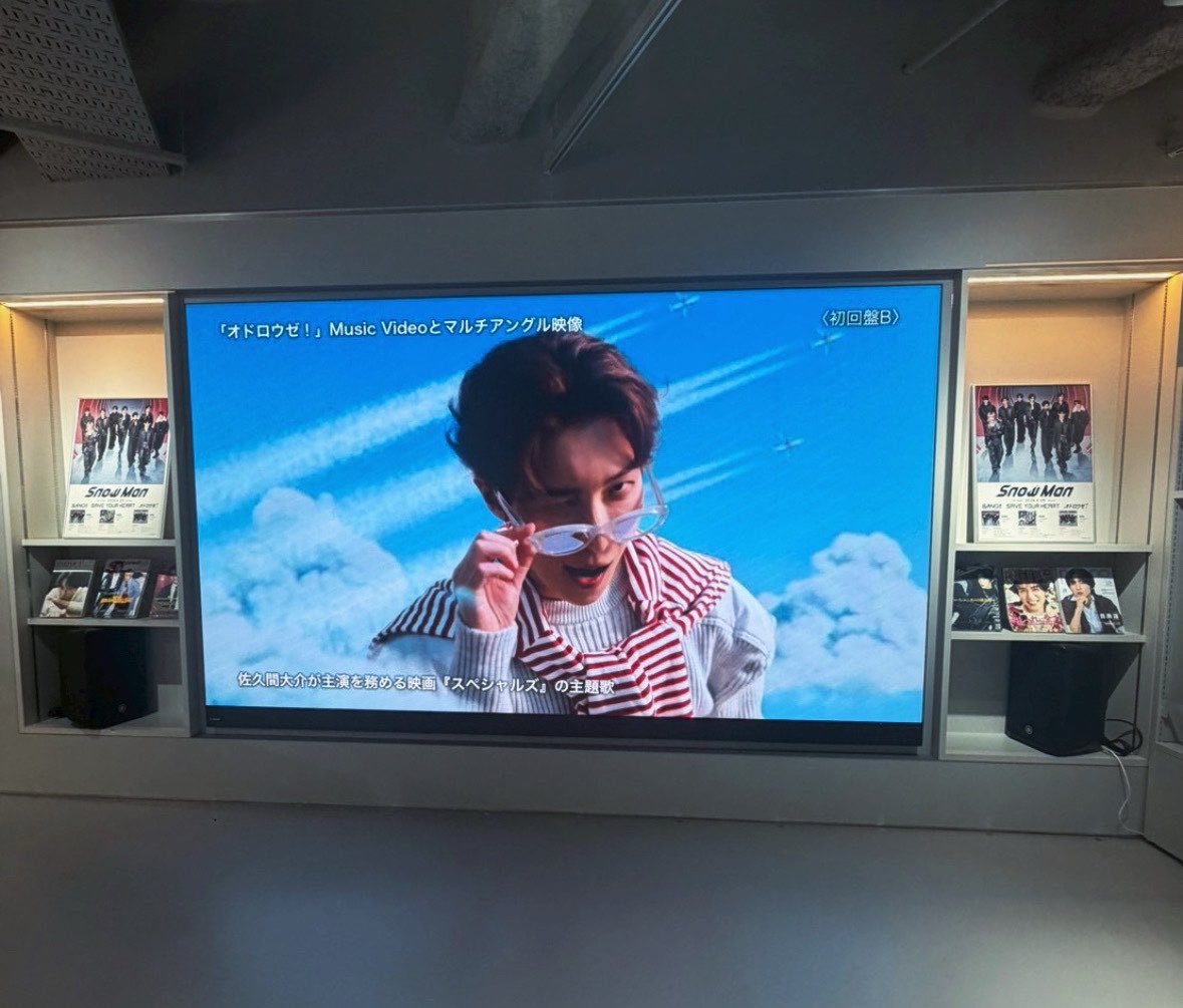 あや tweet media