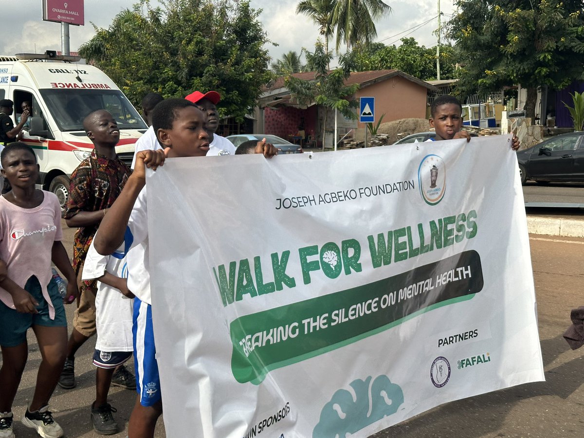 KuameOli's tweet photo. walk for wellness https://t.co/QEkbNegJ6Z
