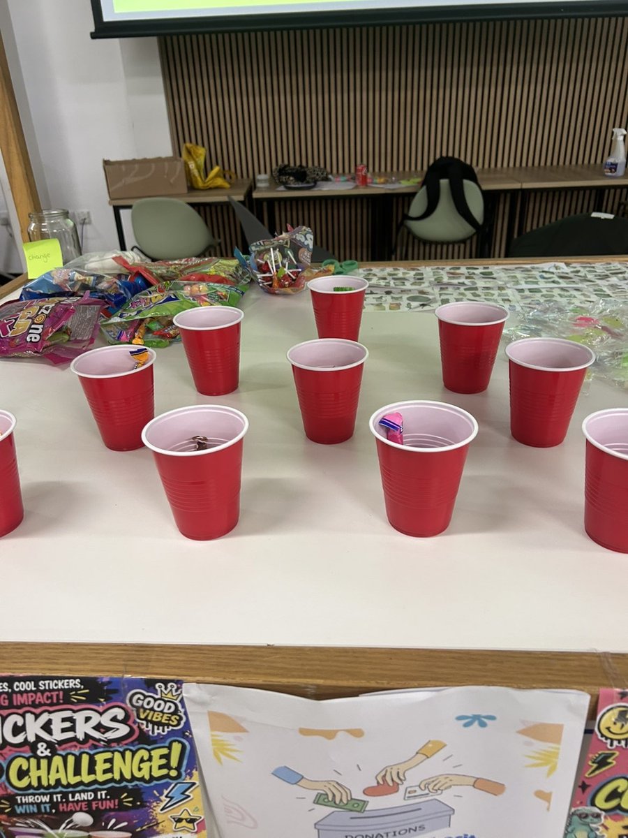 lightprojectpb's tweet photo. A big thank you to Sam &amp; his fellow business student group at @PboroCollege who raised £55.21 &amp; awareness of LPP through hosting an enterprise marketplace at college.

Teams ran independent stalls with Sam &amp; his group selling stickers &amp; offering games of cup pong.

Thank you! 💛 https://t.co/i0pCRSBOrC