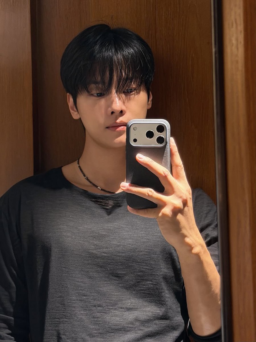 촛 tweet media