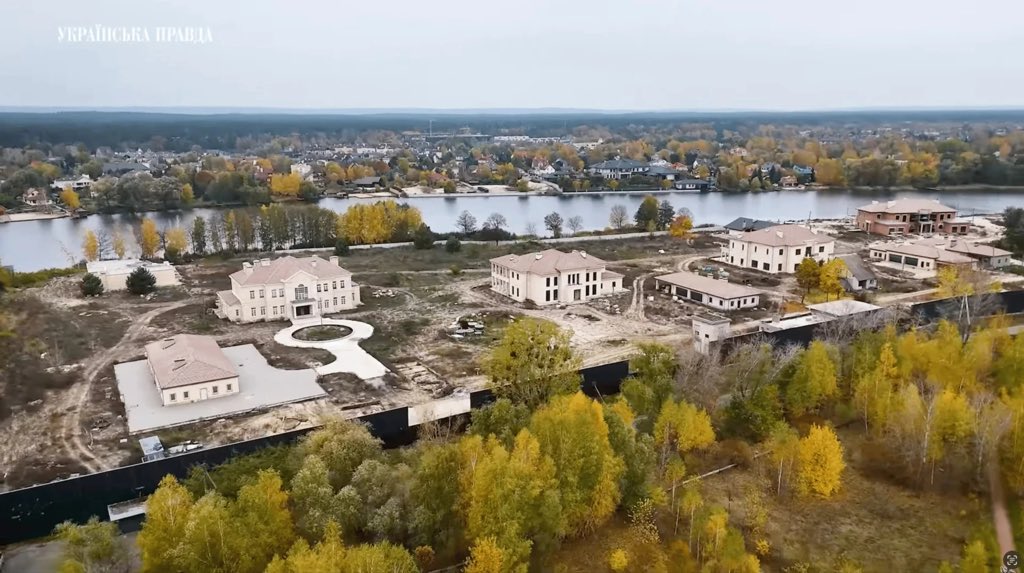 Лосось сомнєній 🇸🇮 tweet media