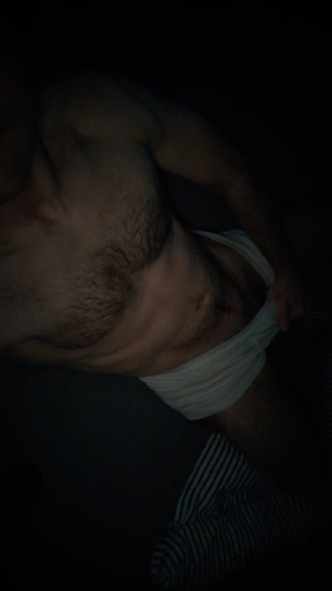 MacQ_17's tweet photo. In the darkness😈 https://t.co/DamzJKlcFn