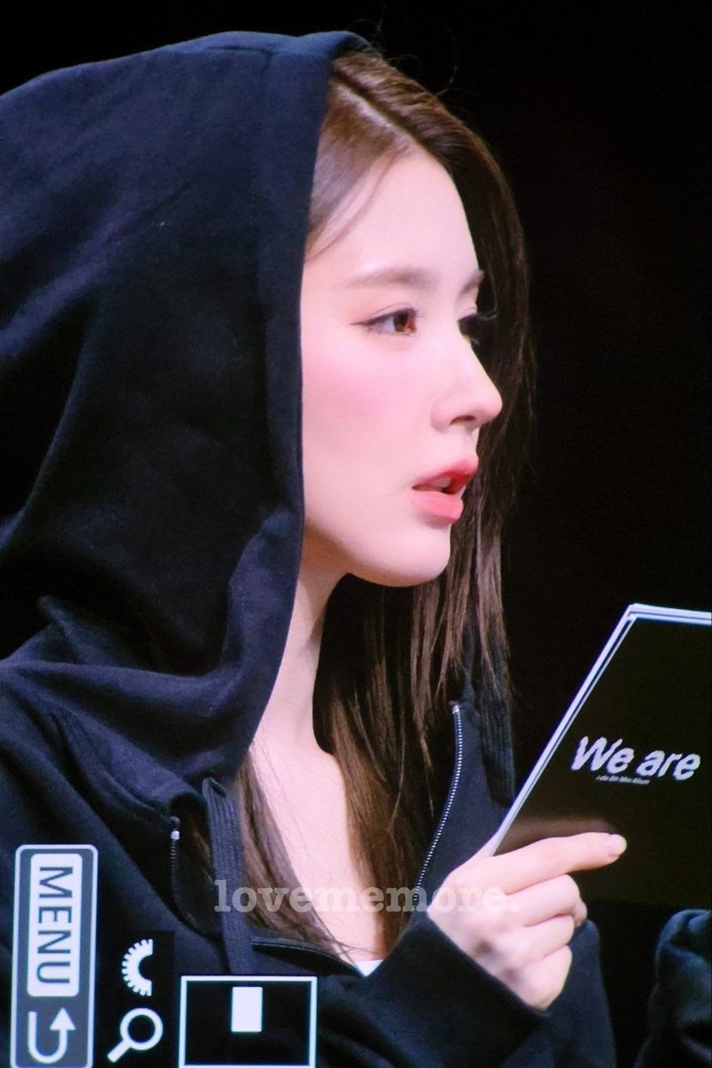 조미연 옆모습 tweet media