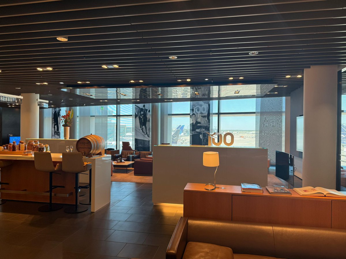 First Class Whisky🥃👌! #stkilianwhisky #frankfurt #lufthansa #airport #whiskycask