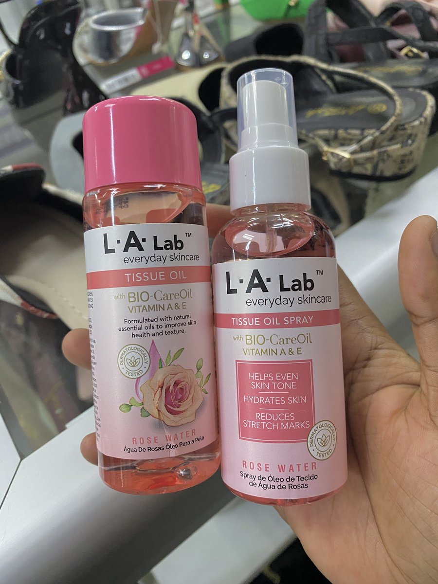 Rjay_Mthembu's tweet photo. _shop your fav skincare products at 40% runner fee. Posted products are readily available https://t.co/pt83rwQGHK
