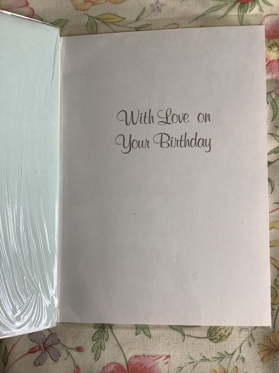 WatsonsVintage's tweet image. ONLY ONE AVAILABLE! RARE Vintage Circa 1980s 'To Dad' Birthday Card with STUNNING Kingfisher Design by the Artist Mads Stage - Bird Lover Dad Card - Art Lover etsy.me/4tMIfWI via @Etsy #VintageCards #BirthdayCards #Dad #KingfisherDesign #BirdLover #BirdWatcher