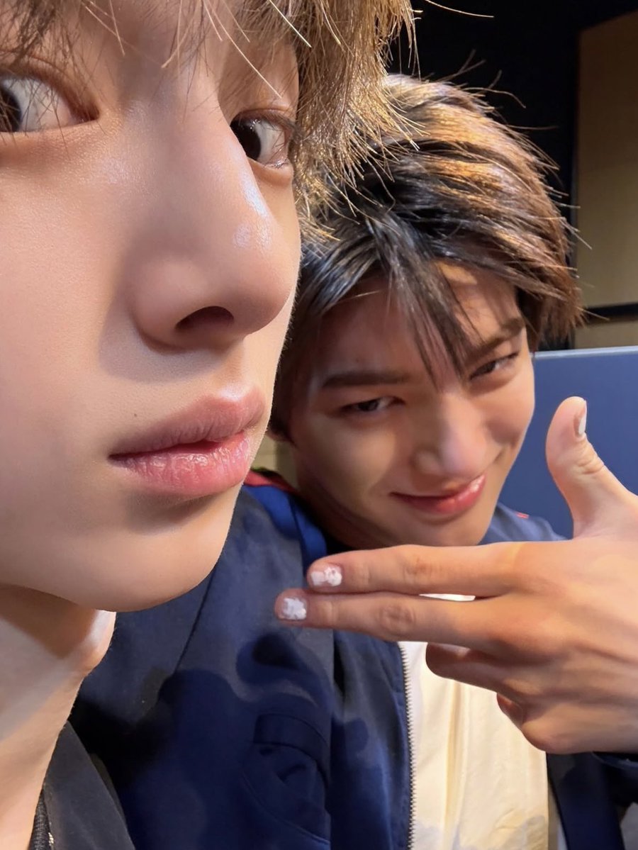 amber tweet media