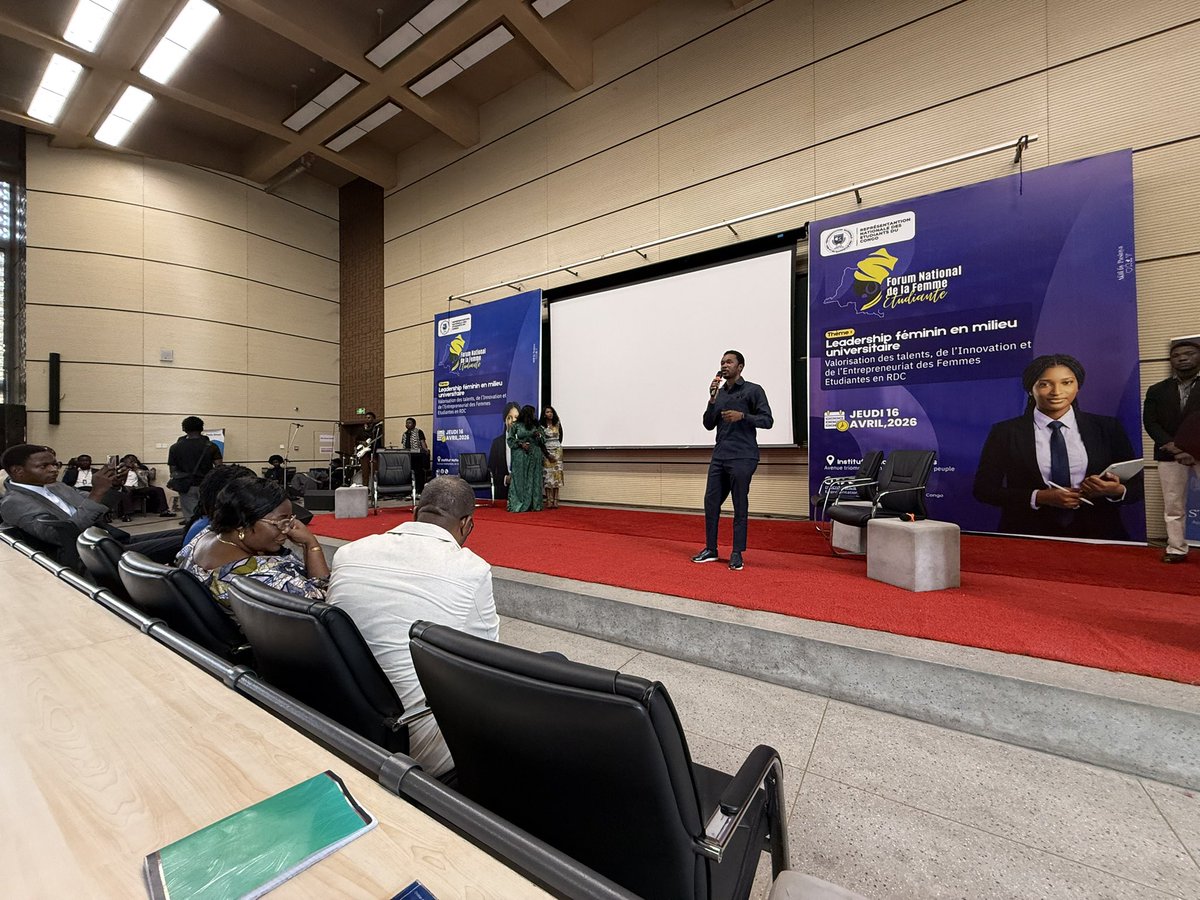 benndokolo2's tweet photo. J'ai répondu à l'invitation de la
Représentation nationale des étudiants du Congo #RNEC lors du Forum national de la femme étudiante, dédié à la promotion du leadership féminin, à la valorisation des talents, ainsi qu'à l'encouragement de l'innovation 1/2 
_ https://t.co/PVKkNARtbE
