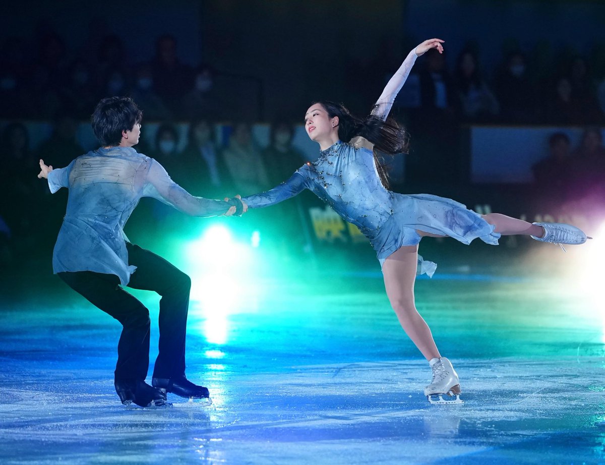 choromatsu333's tweet photo. https://t.co/l2FG5OcdzT bloom on ice ikuko!! https://t.co/fo45N21iQP