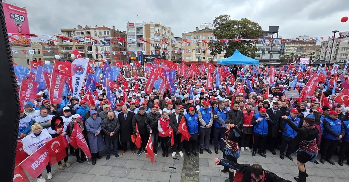 turkimarsen_'s tweet photo. Türk memur sendikacılığının amiral gemisi 

Düşmana "DUR" diyen, süngü takıp vazgeçmeyen 

Çanakkale'den geçilmez bir yeminle bir arada https://t.co/MD2bKkhNwN