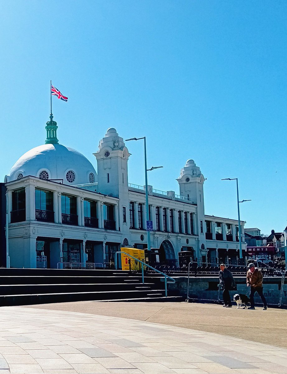 CarolinePo75107's tweet image. The Spanish City and a beautiful blue sky.
#WhitleyBay
#NorthTyneside
#Northumberland