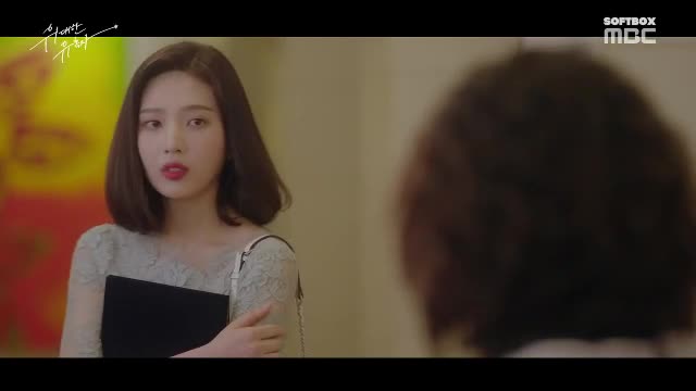 hot_sooyoungie's tweet image. south korean director when looking for cast for the role of a female lead with the most tragic/complicated family backstory:
Joy aka Park Sooyoung
