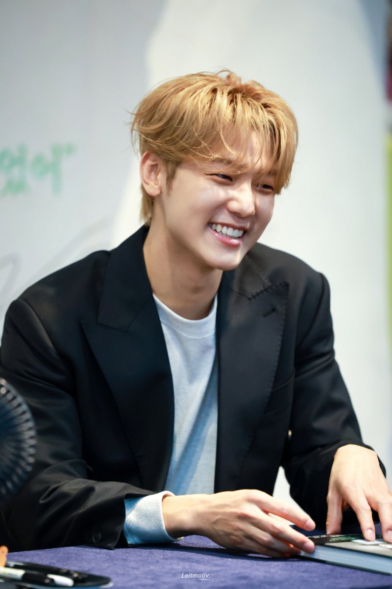 𝙇𝙚𝙞𝙩𝙢𝙤𝙩𝙞𝙫. 라이트모티프 tweet media