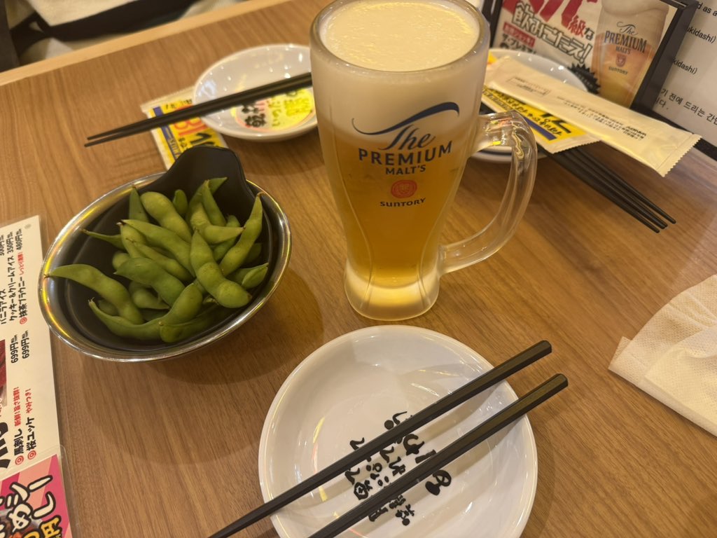 Fuyuki_GD_'s tweet photo. いい時間なので軽く飲みに🍺 https://t.co/FDRYNVVq57