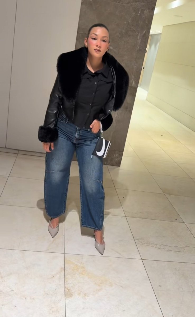Aunty Samantha tweet media
