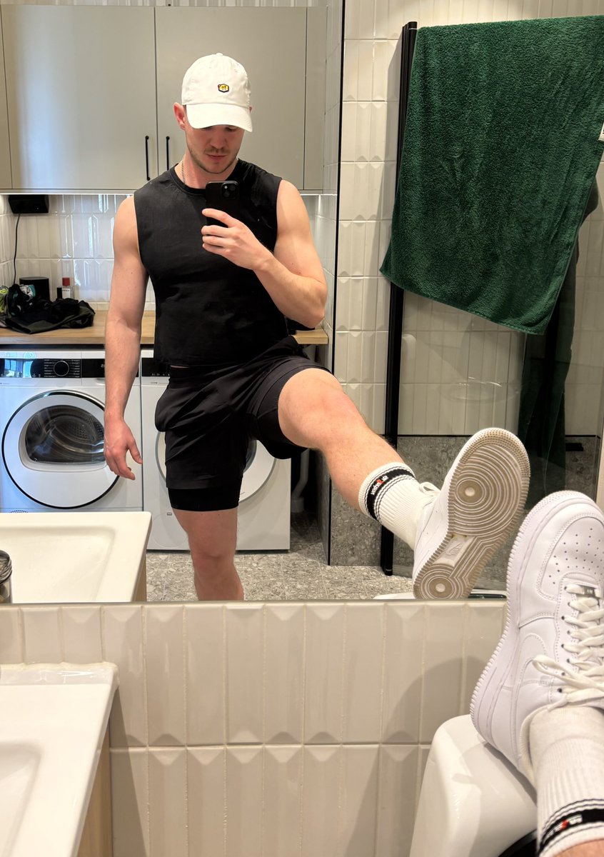 SwedishJock tweet media