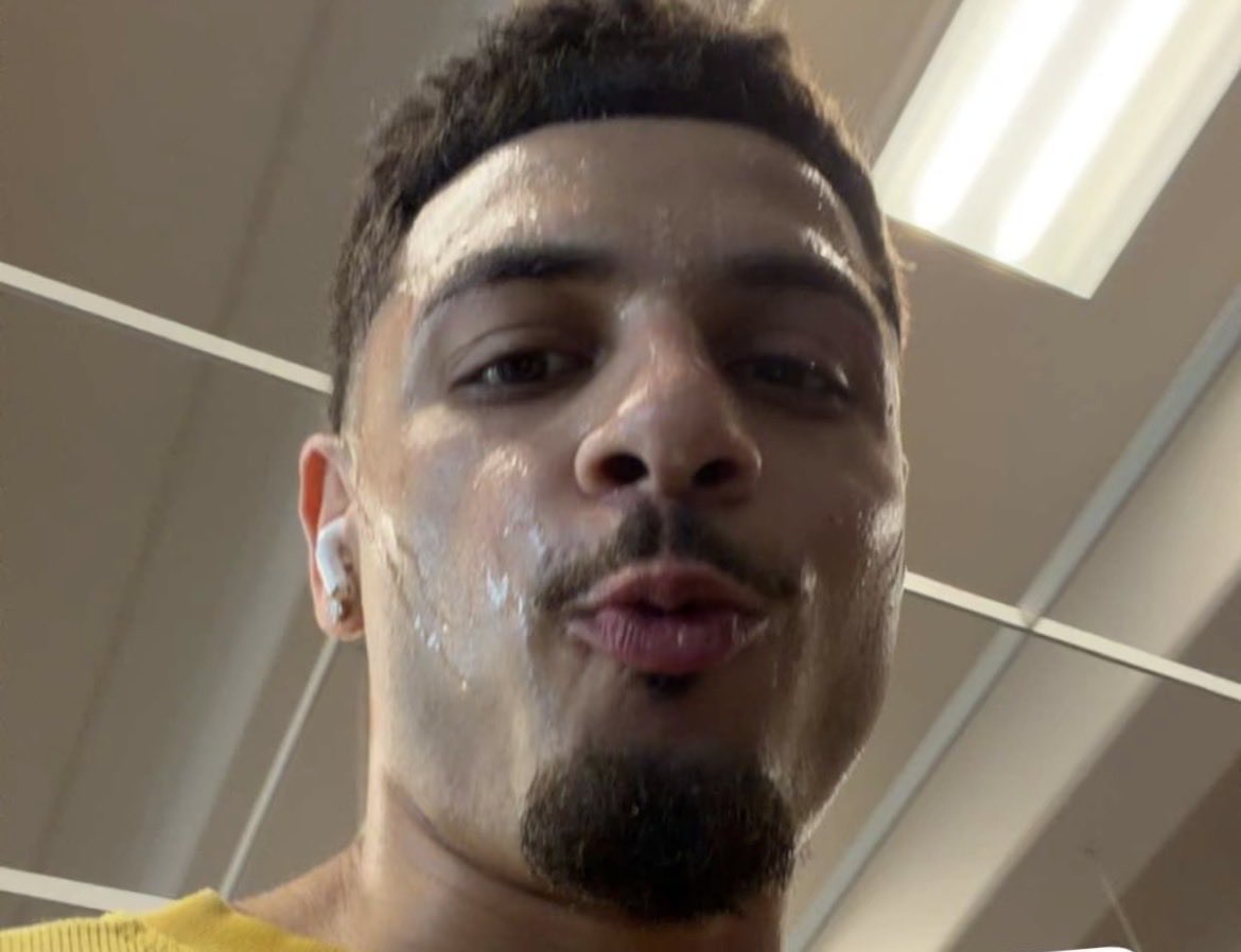 J . Green tweet media