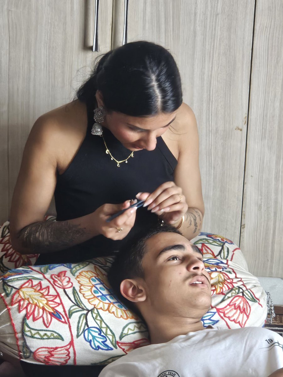 DrMansiDwivedi3's tweet photo. मेरे दो अनमोल रतन... 🥰😍 https://t.co/WcHLIRczbF