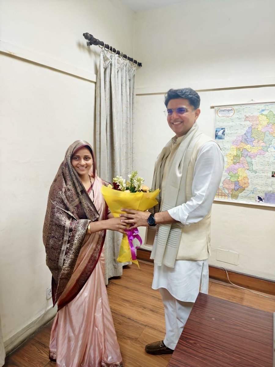 भरतपुर सांसद श्रीमती संजना जाटव जी को जन्मदिन की हार्दिक बधाई एवं शुभकामनाएं।
<a href="/IncSanjanajatav/">SANJNA JATAV</a>