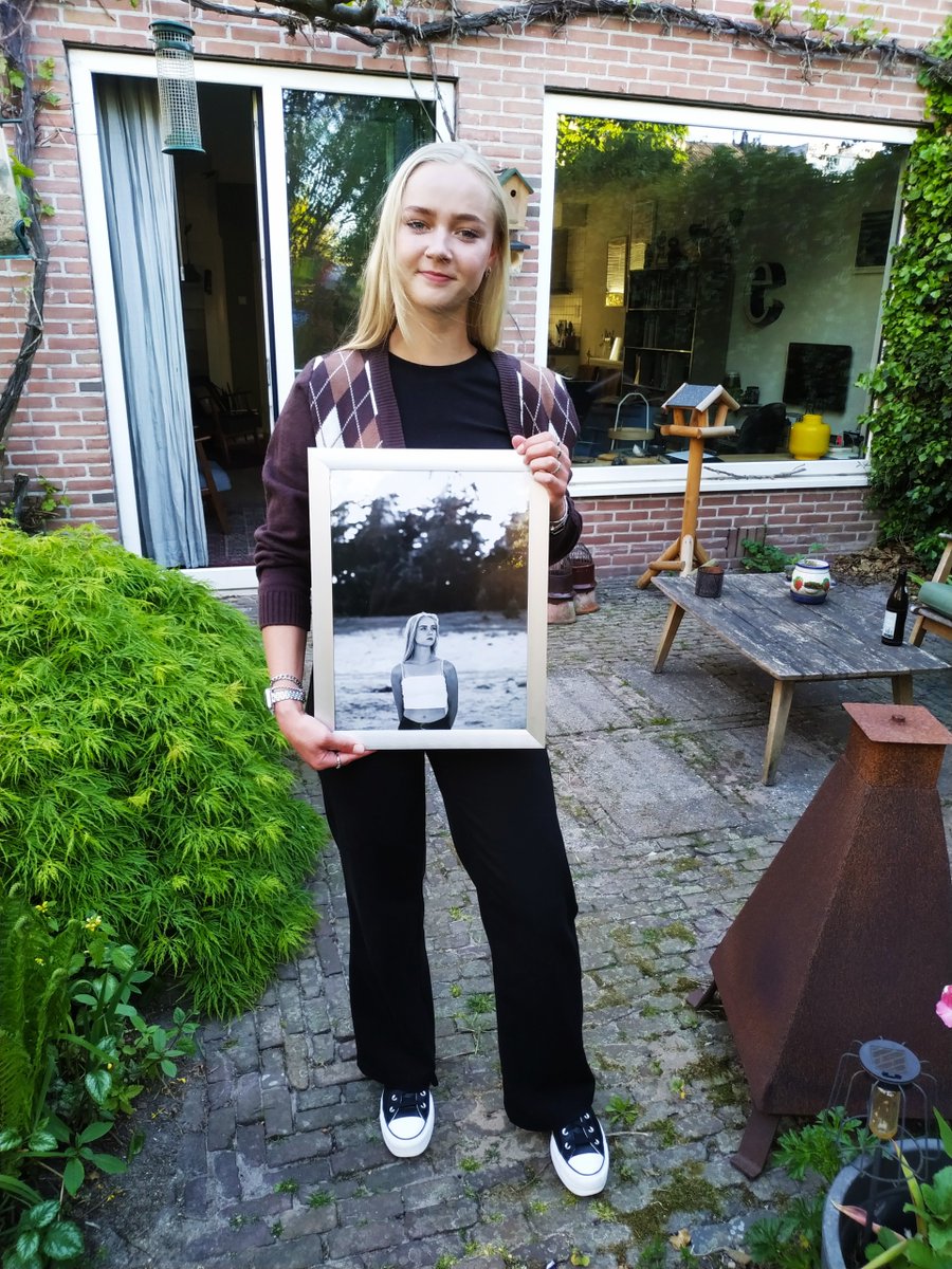 VechtdalTV's tweet image. Anne's beeldenreis tijdens Kunst om Dalfsen (met audio)
-----&amp;gt;ap.lc/YhJyu
#Kunst #Dalfsen #Emmen