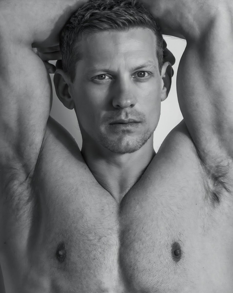 🔥🔥🔥 #JamesSutton