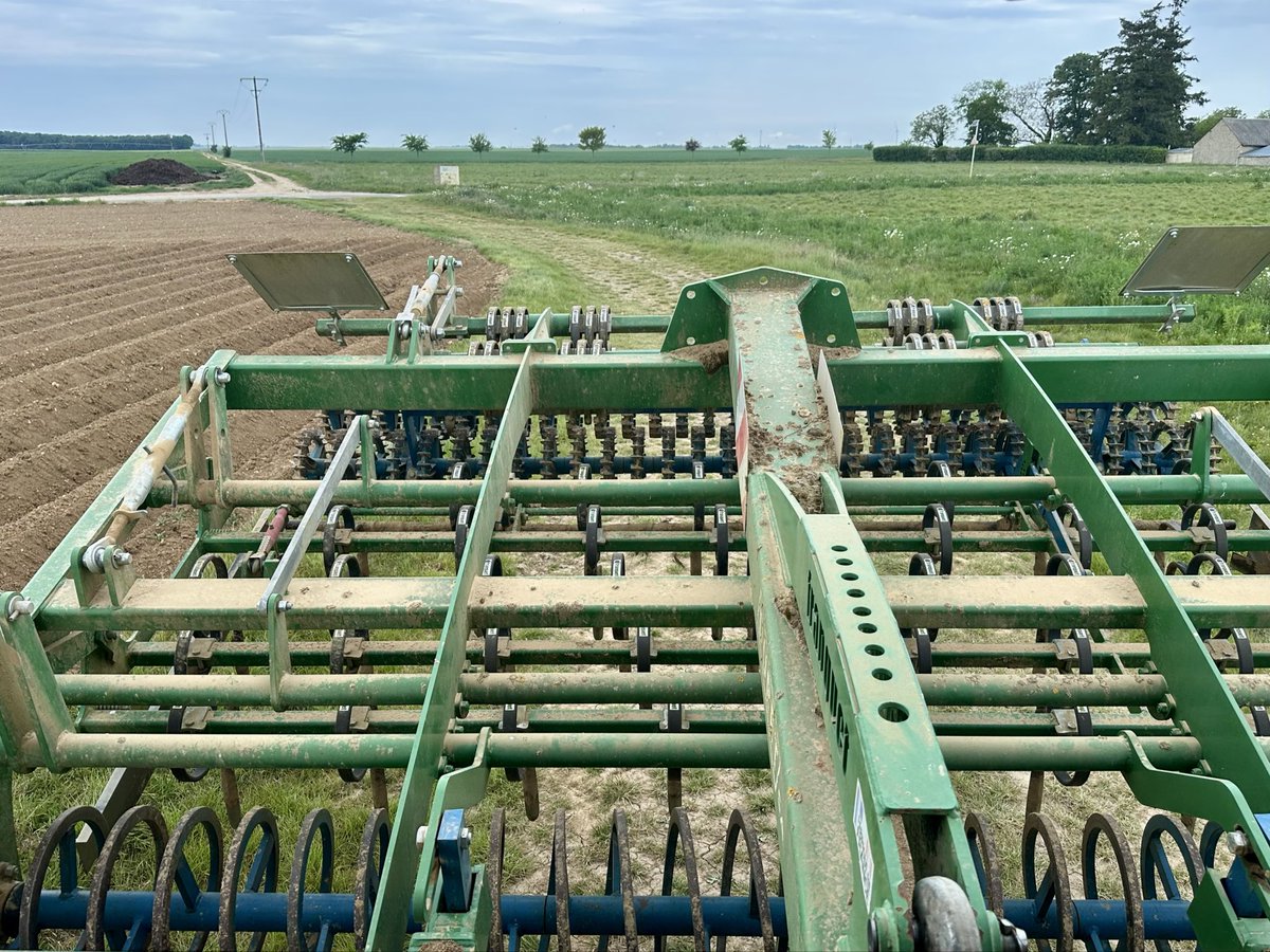 Romain Bigeault #Farmingrom tweet media